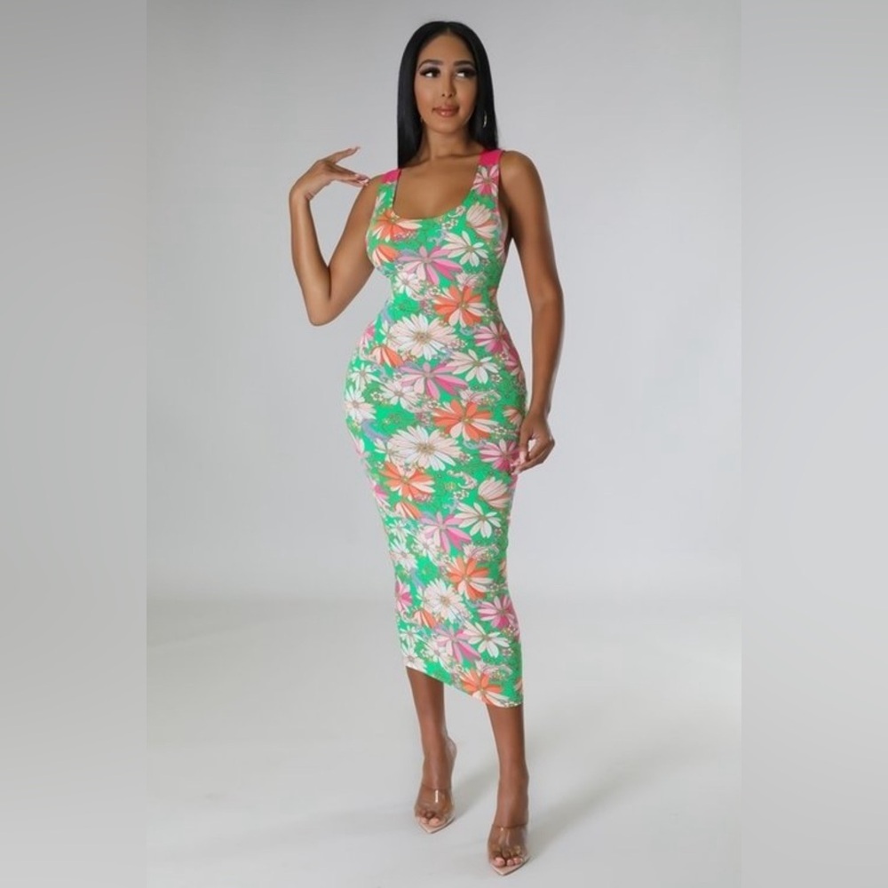 Green Floral Cut Out Pink Self Tie Back Closure Midi Dress